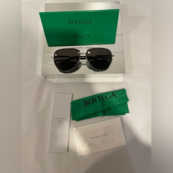 BOTTEGA VENETA BV1240S-003 MEN'S SUNGLASSES - Picture 2 of 10